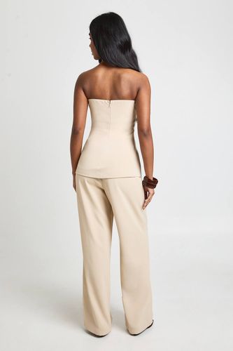 Combinaison Tailleur Bandeau à Jambes Larges | Taille 44 - boohoo - Modalova