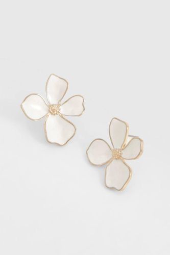 Boucles d'oreilles clous pour fleurs émaillées - boohoo - Modalova