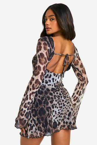 Robe Mini en Maille à Manches Flare Léopard | Taille 46 - boohoo - Modalova