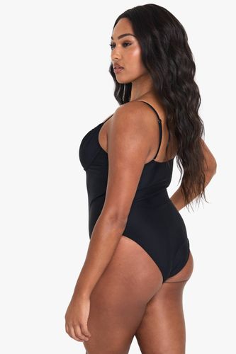 Plus Swimwear Essentials - Maillot de bain à armatures | Taille 48 - boohoo - Modalova