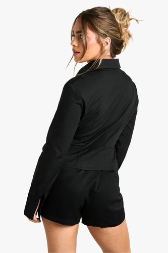 Petite Chemise Froncée Ajustée | Taille 44 - boohoo - Modalova