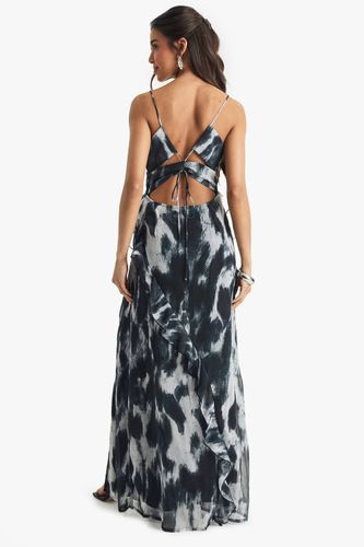 Abstract Crinkle Chiffon Ruffle Maxi Dress | Taille 38 - boohoo - Modalova