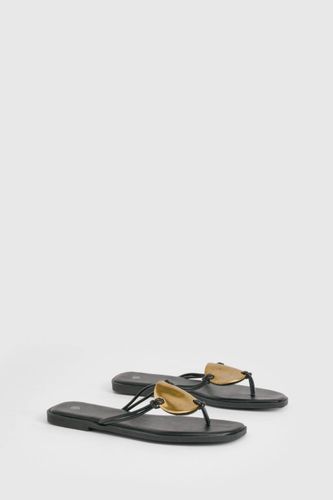 Sandales plates à détails de garniture métallique | Taille 41 - boohoo - Modalova