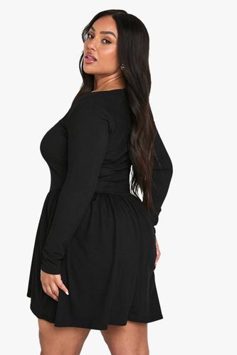 Robe skater grande taille avec détails côtelés et nœud | Taille 46 - boohoo - Modalova