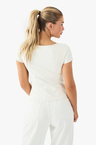 Haut à encolure en cœur intégrée et aux manches cap rembourrées, d'une douceur beurrée | Taille 44 - boohoo - Modalova