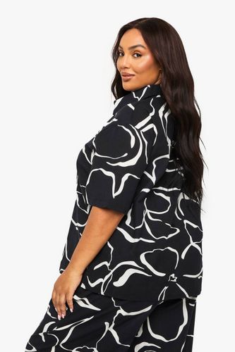 Chemise Texturée À Motif Floral Abstrait Plus | Taille 48 - boohoo - Modalova