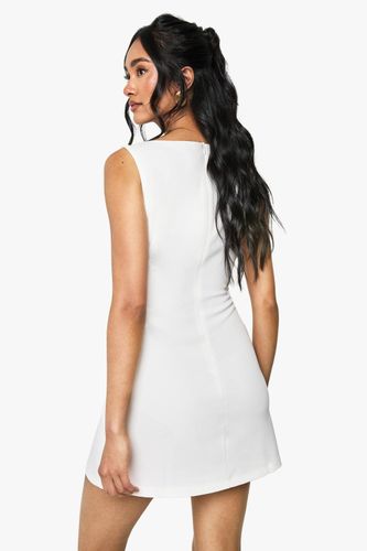 Robe micro mini à encolure fendue, ajustée et évasée | Taille 44 - boohoo - Modalova