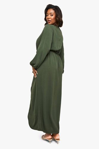 Robe maxi texturée à détails de nouage Plus | Taille 48 - boohoo - Modalova