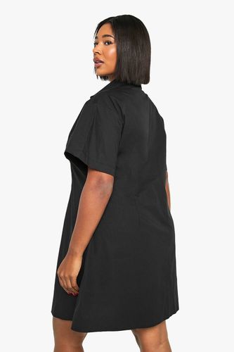 Plus Poplin Cinched Shirt Dress | Taille 48 - boohoo - Modalova