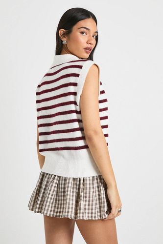 Gilet tricoté rayé à col et en V | Taille Medium - boohoo - Modalova