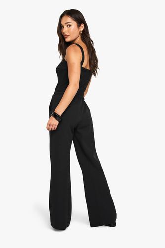 Pantalon droit tissé à taille élastiquée pour petites | Taille 44 - boohoo - Modalova