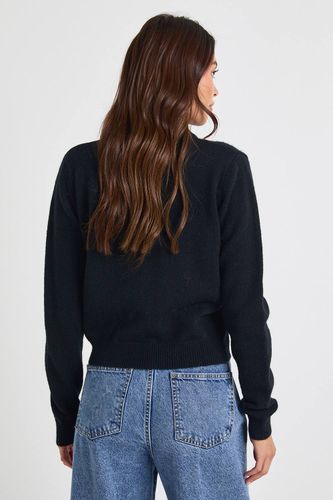 Cardigan tricoté à col et boutons cœur | Taille Medium - boohoo - Modalova