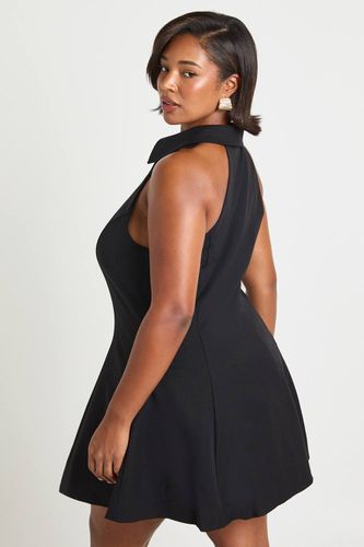 Robe chemise skater sans manches à boutons dorés Plus | Taille 48 - boohoo - Modalova