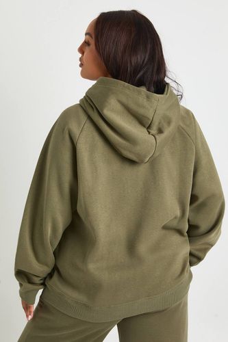 Hoodie basique oversize Plus Core à couture raglan | Taille 48 - boohoo - Modalova
