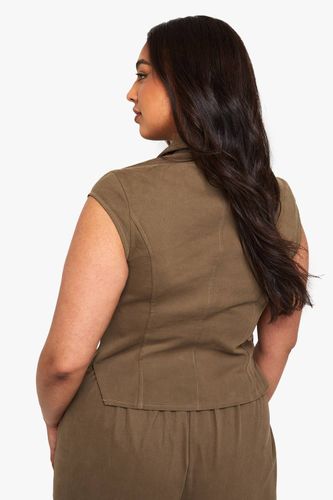 Plus Top enveloppant en sergé de coton à manches courtes | Taille 48 - boohoo - Modalova