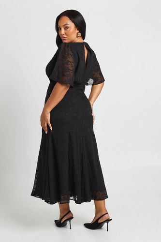 Plus Burnout à manches d'ange Robe midaxi | Taille 48 - boohoo - Modalova
