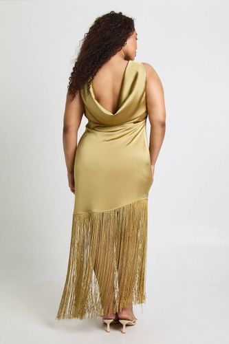 Robe Longue En Satin À Dos Drapé Avec Pompons Grande Taille | Taille 48 - boohoo - Modalova