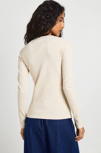 Haut à manches longues en tissu côtelé avec boutons traversants | Taille 44 - boohoo - Modalova