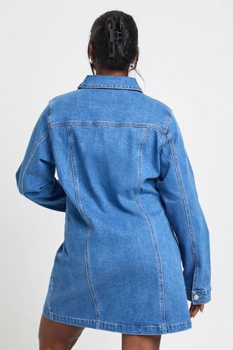 Robe Droite en Denim Grande Taille avec Fermeture Éclair | Taille 48 - boohoo - Modalova