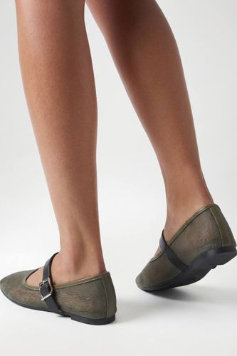 Ballerines En Mesh Coupe Large | Taille 37 - boohoo - Modalova