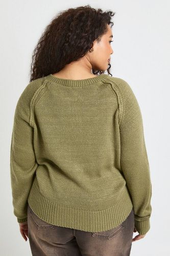 Synthétiquell Tricoté Henley Grande Taille à Coutures Apparentes | Taille 24-26 - boohoo - Modalova