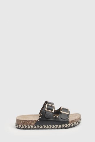 Sandales À Plateforme Plate Avec Double Boucle Et Clous | Taille 40 - boohoo - Modalova