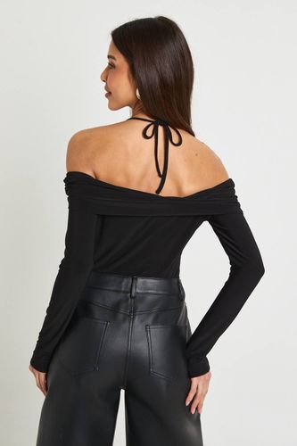 Haut Bardot à nœud souple avec détails | Taille 44 - boohoo - Modalova