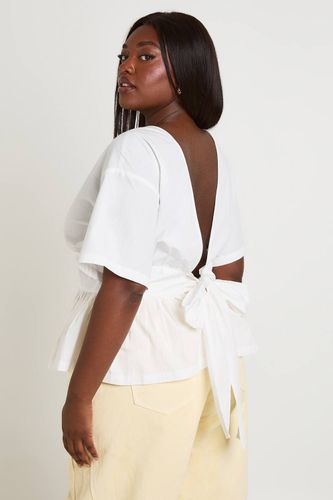 Haut Péplum Avec Taille Cintrée Élastiquée | Taille 48 - boohoo - Modalova