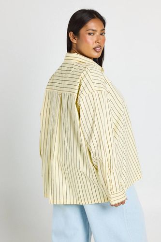 Chemise Oversize Rayée En Coton Grande Taille | Taille 48 - boohoo - Modalova