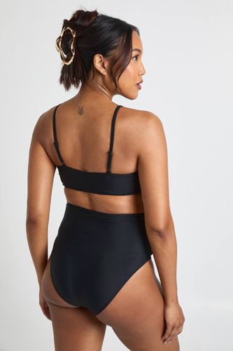 Haut De Bikini De Maternité Froncé | Taille 46 - boohoo - Modalova