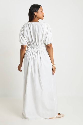 Robe Maxi De Maternité À Fronces Avec Nœud Devant | Taille 46 - boohoo - Modalova