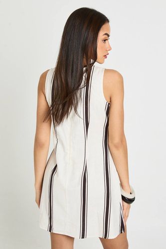Robe Droite En Lin À Rayures | Taille 44 - boohoo - Modalova