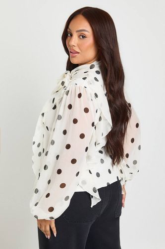 Chemisier Grande Taille En Mousseline À Pois Avec Manches Ballon | Taille 48 - boohoo - Modalova