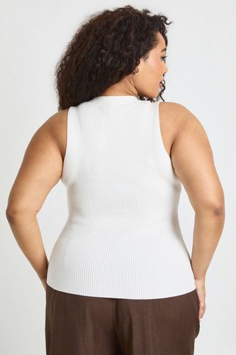Gilet Sans Manches Côtelé Grande Taille | Taille 24-26 - boohoo - Modalova