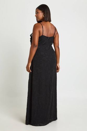 Robe Longue Nuisette Grande Taille À Volants Effet Dévoré | Taille 46 - boohoo - Modalova