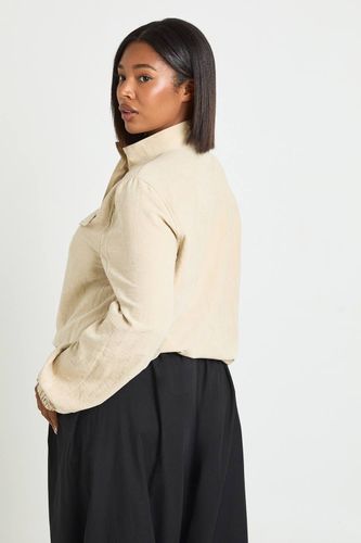 Veste Grande Taille À Col Montant Zippée Effet Peau De Pêche | Taille 48 - boohoo - Modalova
