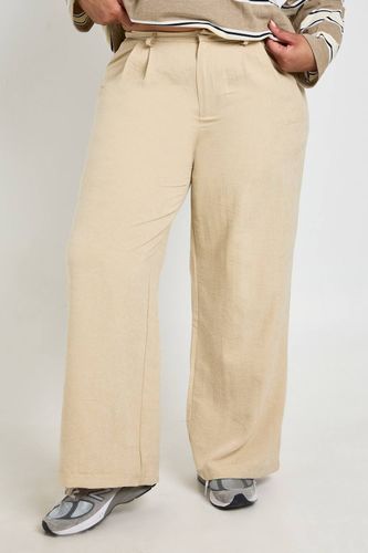 Pantalon Large Plissé En Crêpe Pêche Grande Taille | Taille 48 - boohoo - Modalova