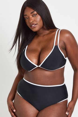 Ensemble Bikini Grande Taille À Jambes Hautes Avec Détails Contrastés | Taille 54 - boohoo - Modalova