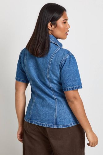 Chemise En Denim Avec Détails De Coutures Grande Taille | Taille 48 - boohoo - Modalova