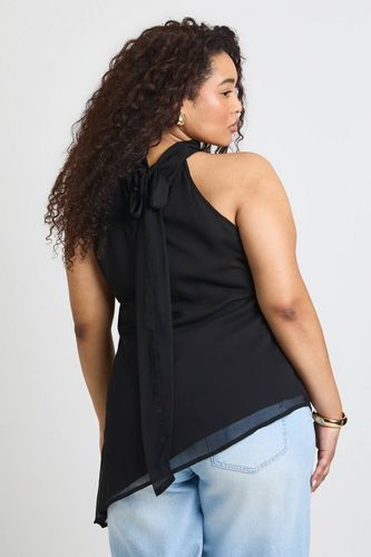 Haut Long Asymétrique En Mousseline Grande Taille | Taille 48 - boohoo - Modalova