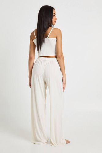 Ensemble Pyjama Débardeur Pointelle Et Pantalon Large | Taille 44 - boohoo - Modalova