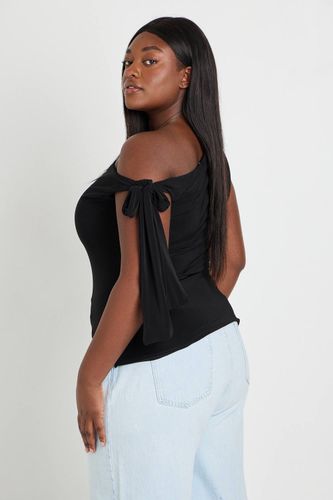 Haut Asymétrique À Une Épaule Avec Détail De Nœud Grande Taille | Taille 46 - boohoo - Modalova