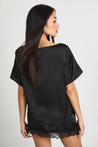 Ensemble Coordonné T-shirt Satiné Oversize Et Mini-jupe En Dentelle | Taille 42 - boohoo - Modalova