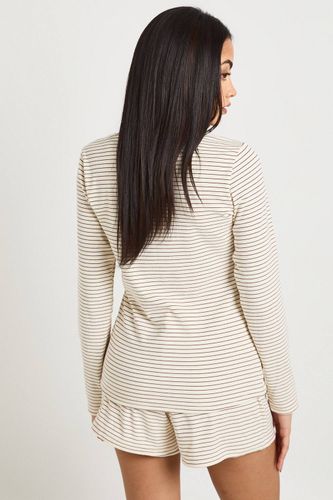 Ensemble Pyjama Haut À Manches Longues Et Short En Jersey Côtelé Doux À Rayures | Taille 44 - boohoo - Modalova