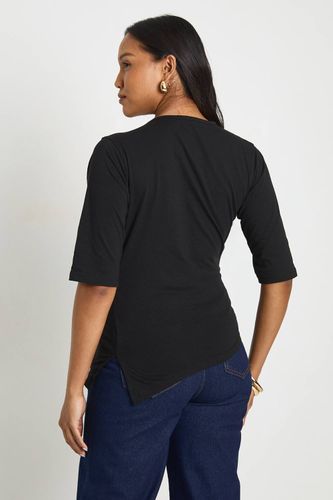 T-shirt De Maternité À Ourlet Asymétrique Taille Cintrée Manches 3/4 | Taille 46 - boohoo - Modalova