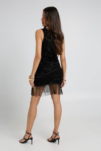 Haut Dévoré Col Bénitier Franges Ourlet Asymétrique | Taille 44 - boohoo - Modalova