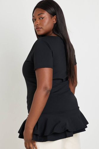 Haut Péplum Grande Taille À Manches Courtes | Taille 48 - boohoo - Modalova