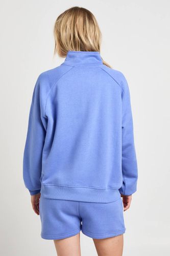 Ensemble De Jogging Court Petite Sweat À Demi-zip Avec Détails Passepoilés | Taille Medium - boohoo - Modalova