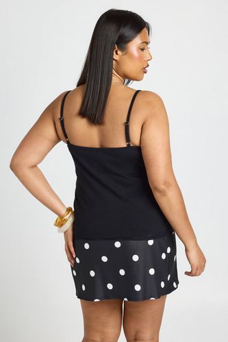 Haut Grande Taille Avec Bordure En Dentelle Et Encolure Nouée | Taille 48 - boohoo - Modalova
