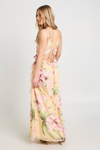 Robe Maxi En Mousseline Crêpée À Volants Et Imprimé Fleuri Petite | Taille 44 - boohoo - Modalova